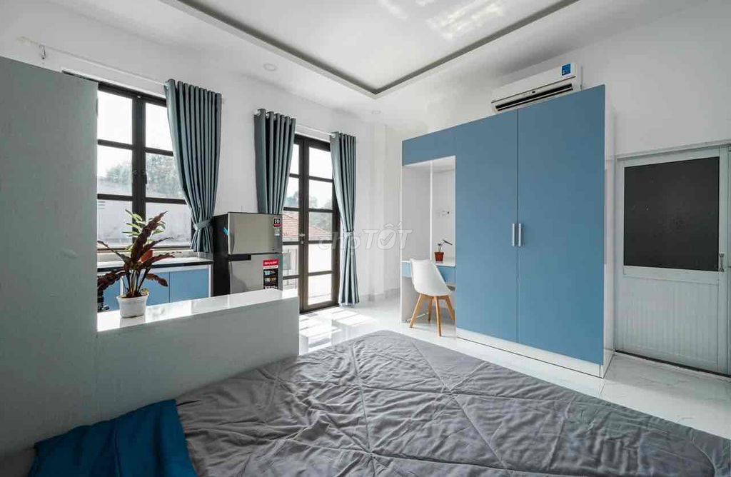 Căn Hộ Ban Công Full Nội Thất Giá Rẻ Ngay Ngã Tư Bảy Hiền