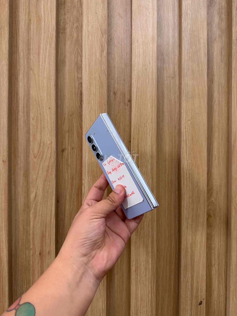 Samsung Z Fold 5 512GB Tím nhạt. Mua bán Điện thoại tại Quận Đống Đa Hà Nội được đăng bởi  HT Mobie Trả góp nợ xáu bao duyệt hình 1