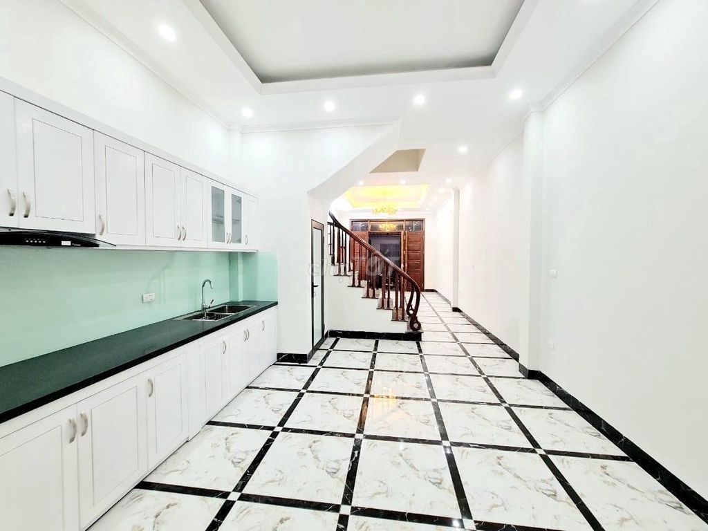 HOT : Bán nhà Minh Khai , 70m2 , 4,5 tỷ , mặt tiền 4,8m , thông số ĐẸP