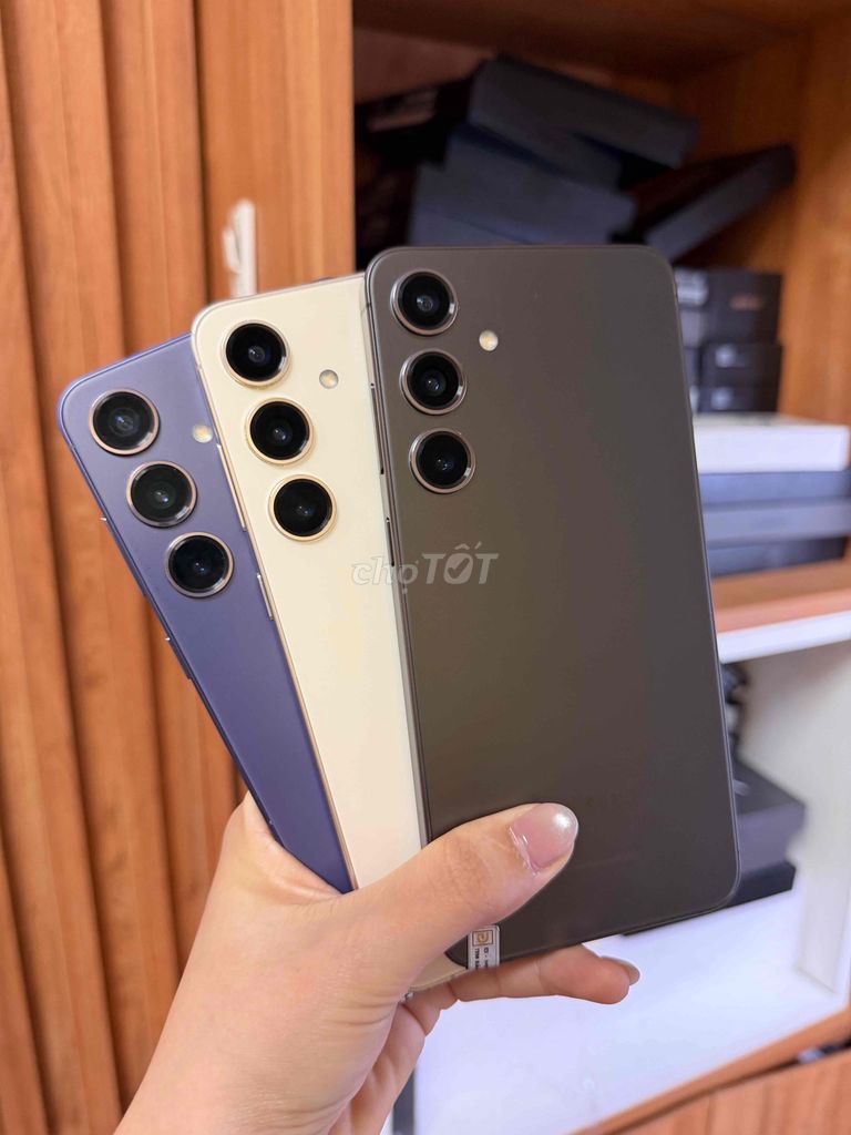 Samsung S24 Plus zin nguyên bản, màn đẹp. Mua bán Điện thoại tại Quận Cầu Giấy Hà Nội được đăng bởi Thanh Thoa hình 1