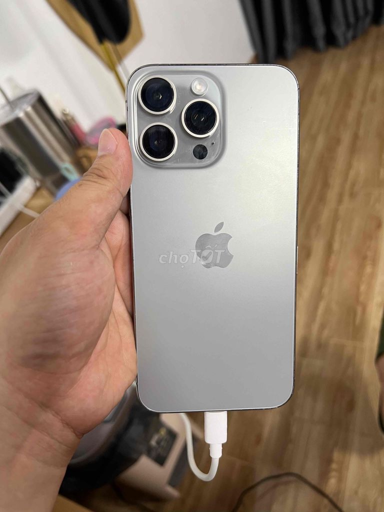 iPhone 15 Pro Max 256GB Xám Mỹ. Mua bán Điện thoại tại Quận Hải An Hải Phòng được đăng bởi Huy Anh hình 1