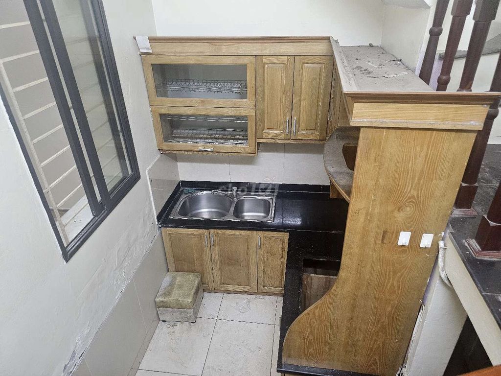 Nhà Mặt đường Bưởi, Kinh Doanh Bất chấp, diện tích 40m2, mặt tiền 4m. Mua bán văn phòng, mặt bằng kinh doanh tại Quận Ba Đình Hà Nội được đăng bởi Thảo hình 5