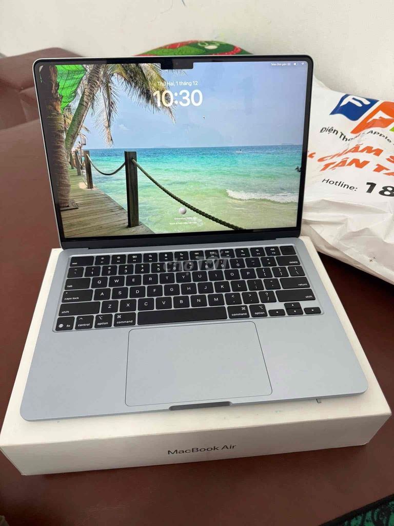 Apple Macbook Air M4 16GB/256GB Bạc. Mua bán Laptop tại Thành phố Ninh Bình Ninh Bình được đăng bởi Nguyễn Hoài Nam hình 1