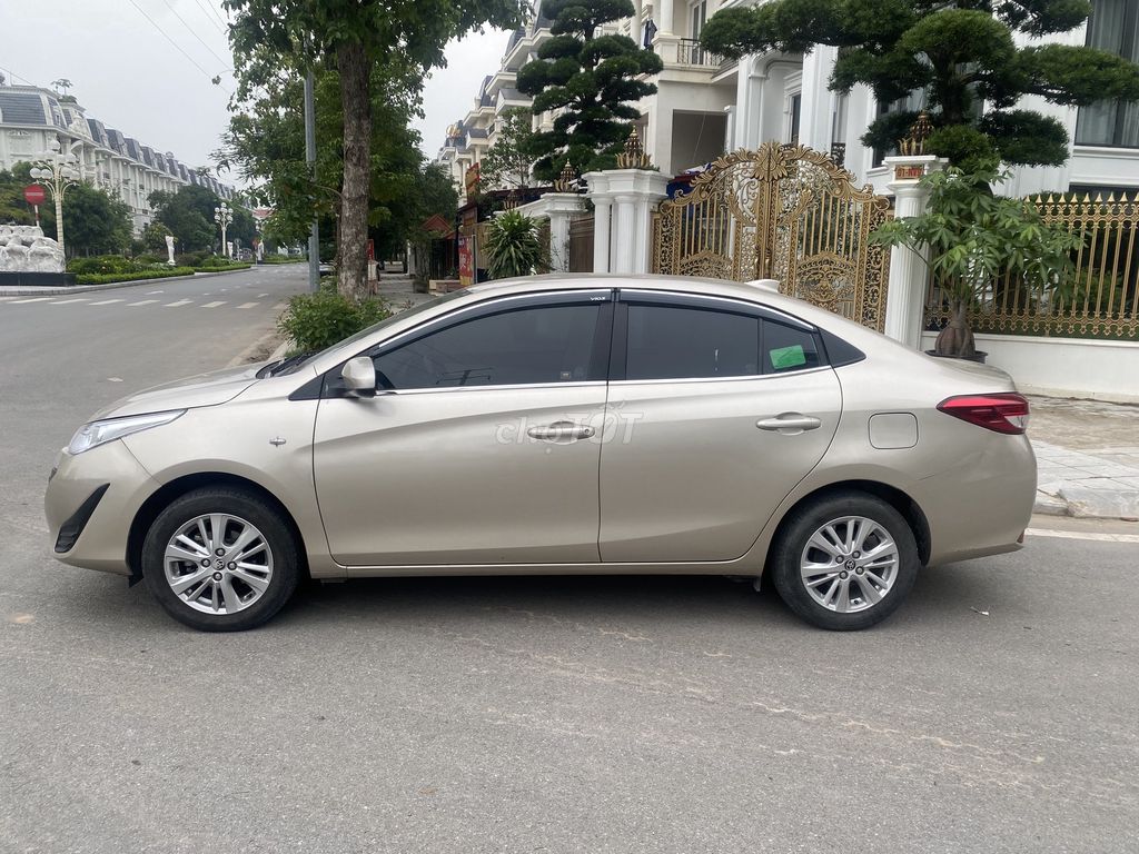 Chính chủ bán xe VIOS 1.5E sx 2019, nhà ít sử dụng