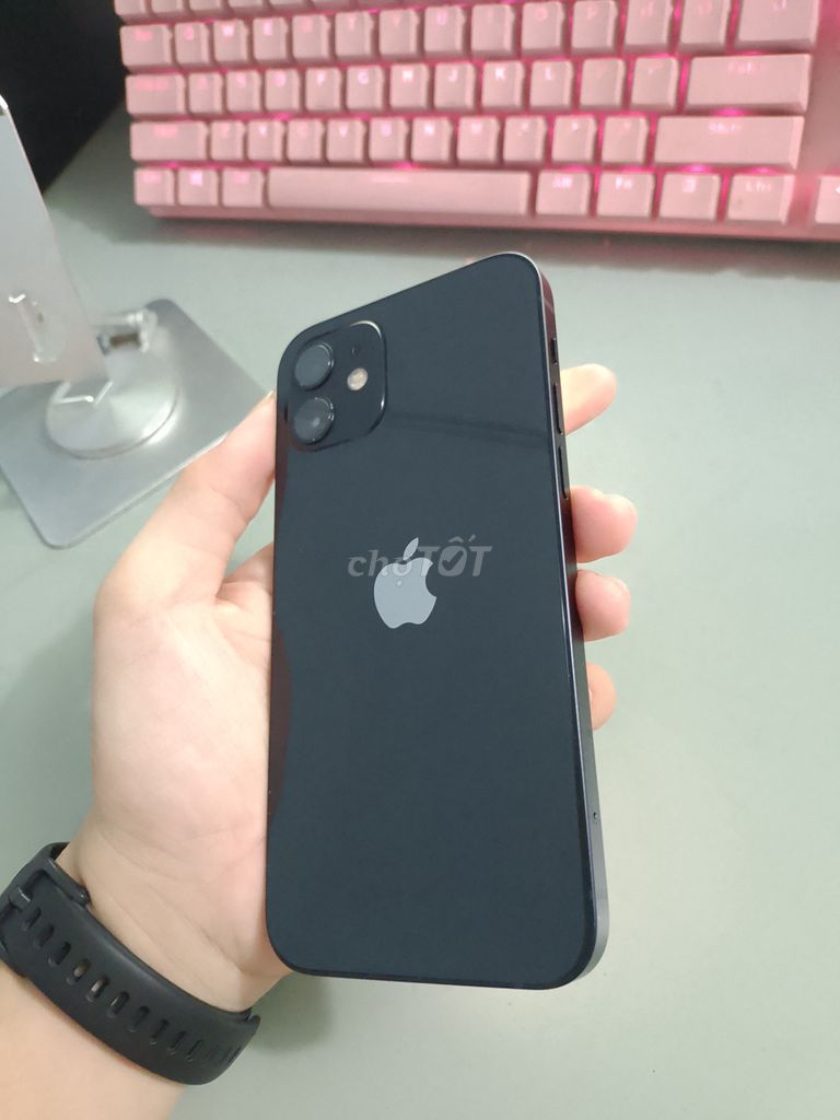 iPhone 12 64gb Quốc Tế zin 100%, k lỗi. Mua bán Điện thoại tại Thành phố Dĩ An Bình Dương được đăng bởi Nguyên Đỗ hình 1