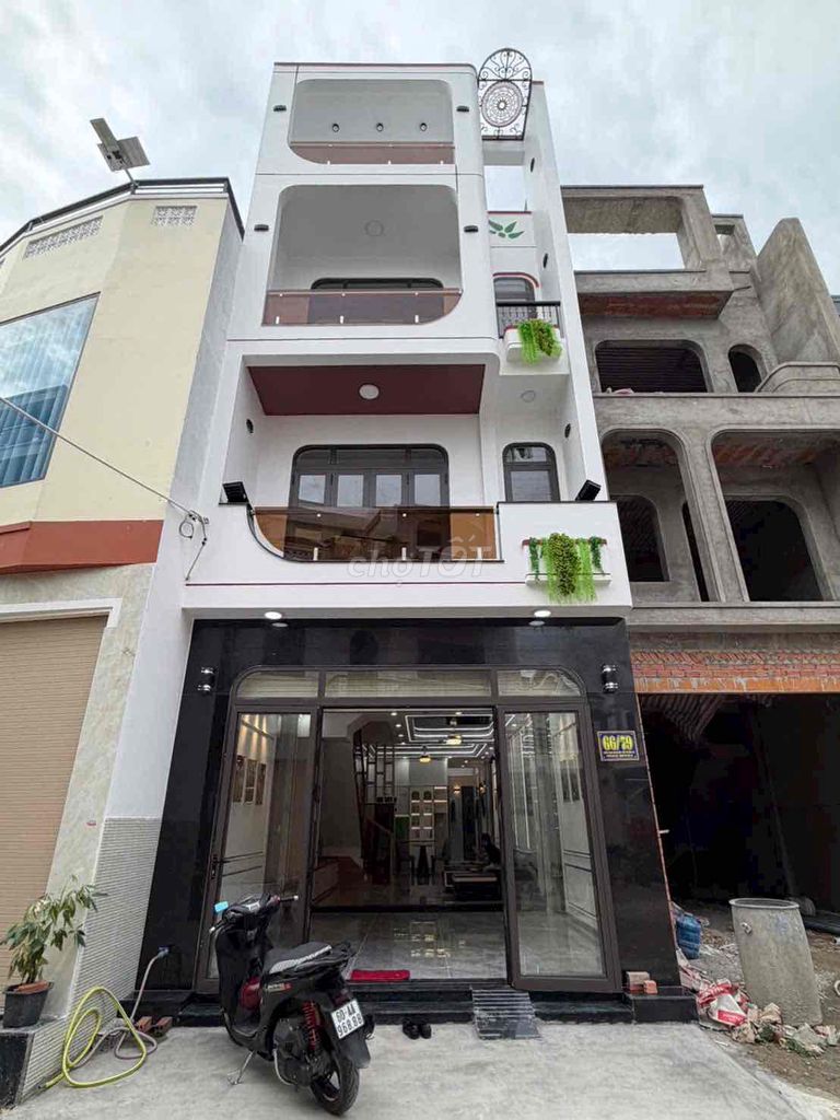 bán nhà 3 lầu siêu đẹp phường hoá an