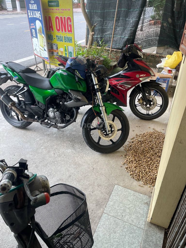 Benelli tnt150. Mua bán Xe máy tại Huyện Hưng Hà Thái Bình được đăng bởi Hiếu Vũ Duy hình 2