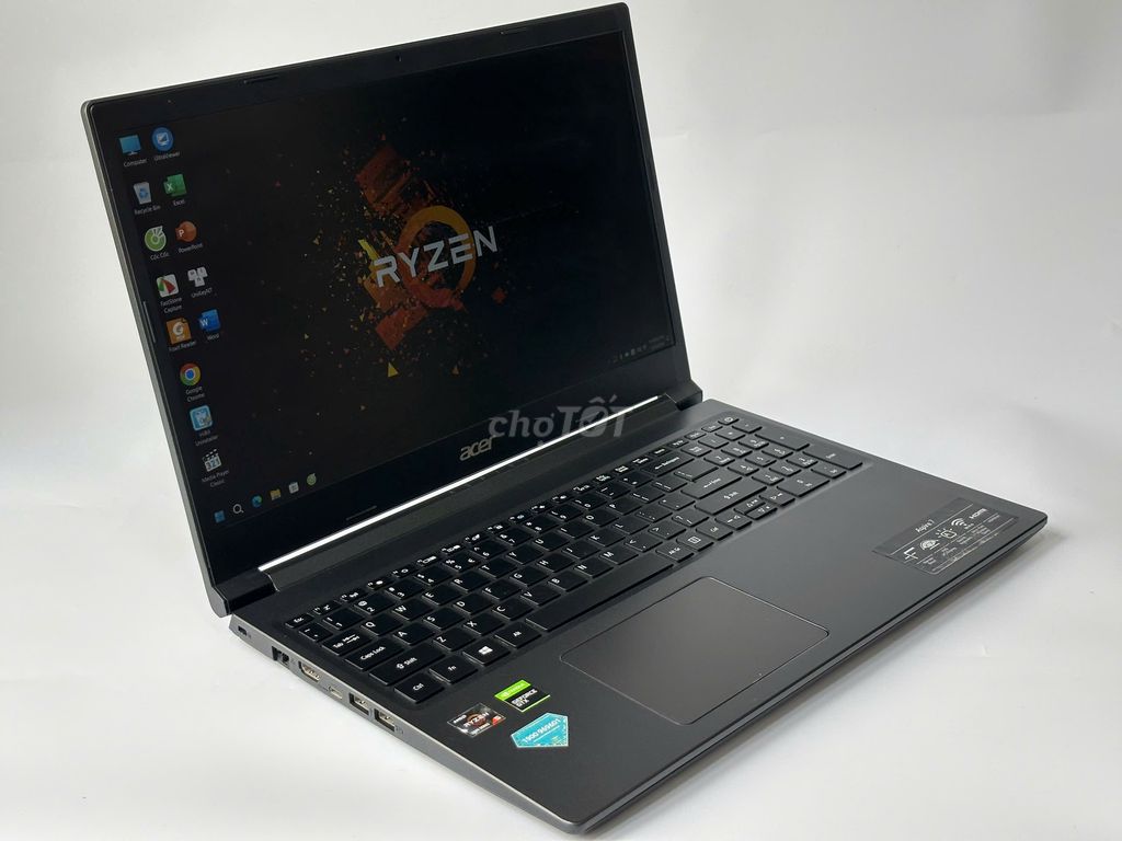 Acer A715 R5-5500u 16GB 256GBGB GTX 1650 FHD