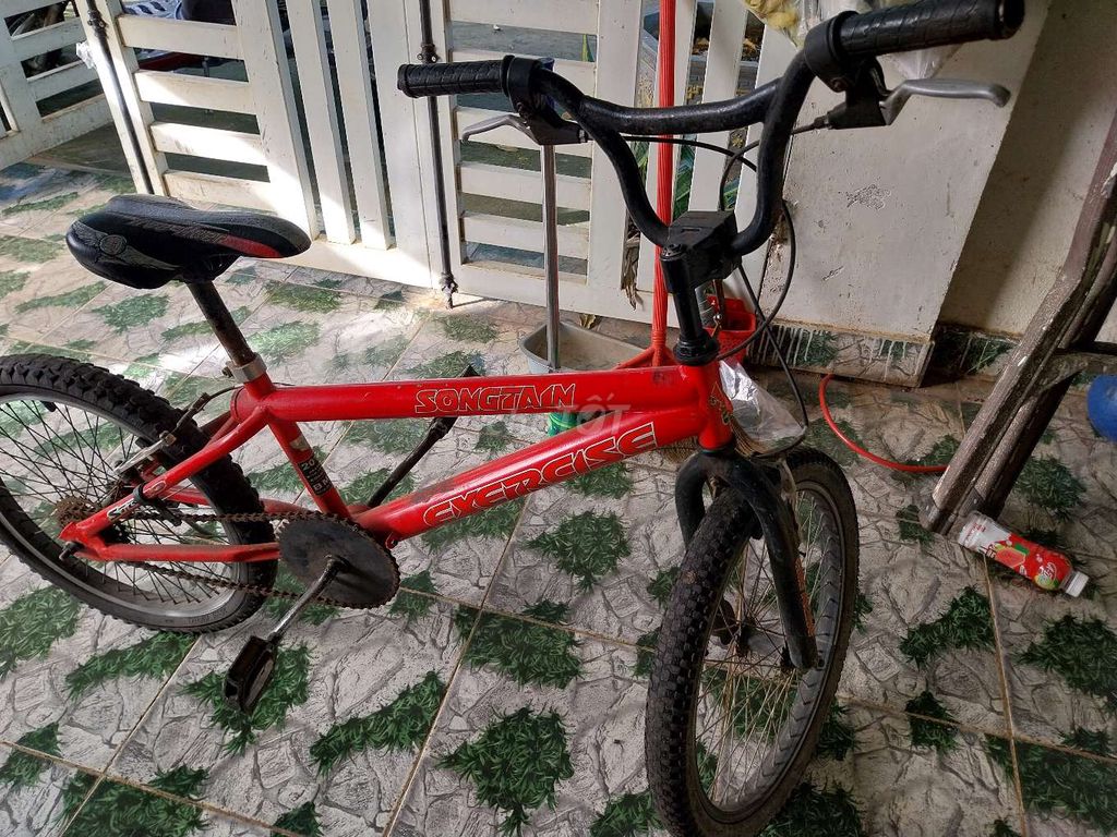 Cần nhượng lại xe cho hs cấp 1,2. Mua bán Xe đạp tại Huyện Cư Jút Đắk Nông được đăng bởi Huy hình 1