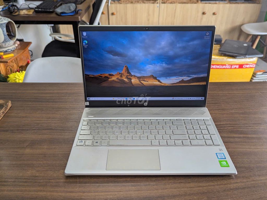Laptop Mẫu Thời Trang Hp Pavilion 15 Máy Zin . Mua bán Laptop tại Thành phố Thuận An Bình Dương được đăng bởi LAPTOP VŨ PMV  hình 1