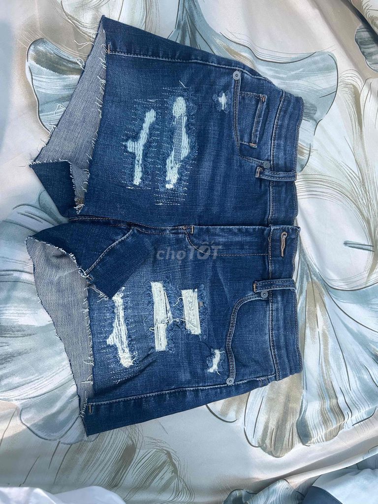 Quần short Jean nữ Xanh đậm. Mua bán Quần áo tại Huyện Châu Thành Tây Ninh được đăng bởi Nhi hình 1