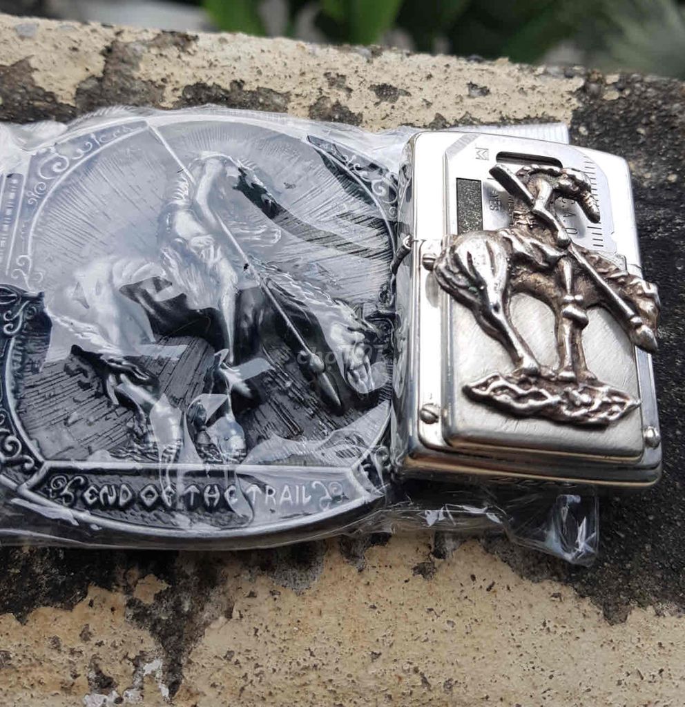 Bật lửa Zippo New VIII Bạc sinh tồn dao hiếm. Mua bán Đồ sưu tầm, đồ cổ tại Quận 1 Tp Hồ Chí Minh được đăng bởi thanh lý zippo cao cấp thuận mua vừa bán  hình 1