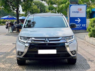 Mitsubishi Outlander 2019 Trắng