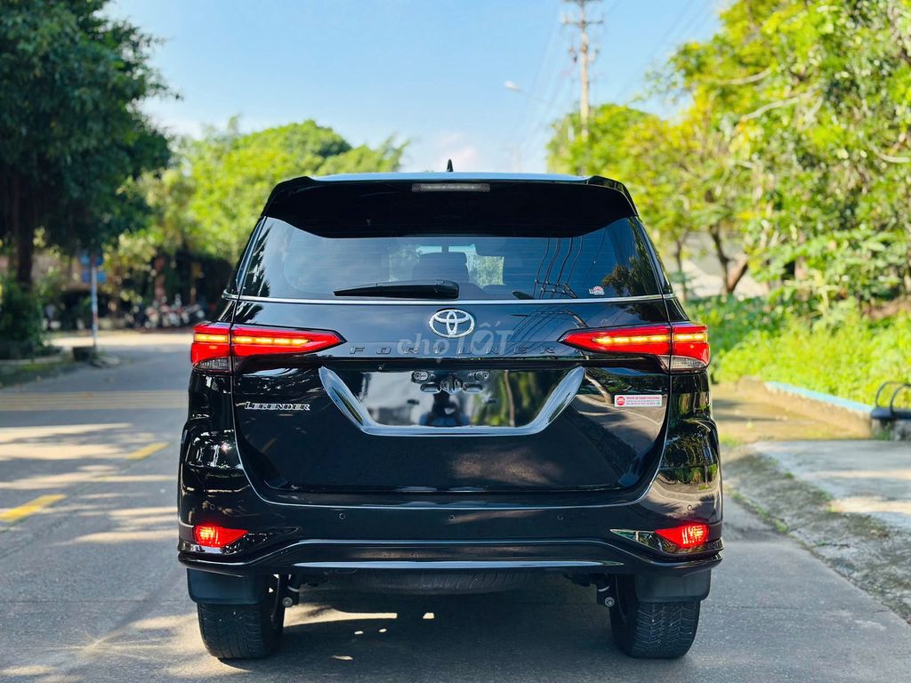 Fortuner Legender 2.4 AT 4x2 2022 - 55000km. Mua bán Ô tô tại Thành phố Dĩ An Bình Dương được đăng bởi Siêu Thị Ô Tô Bình Dương  hình 6