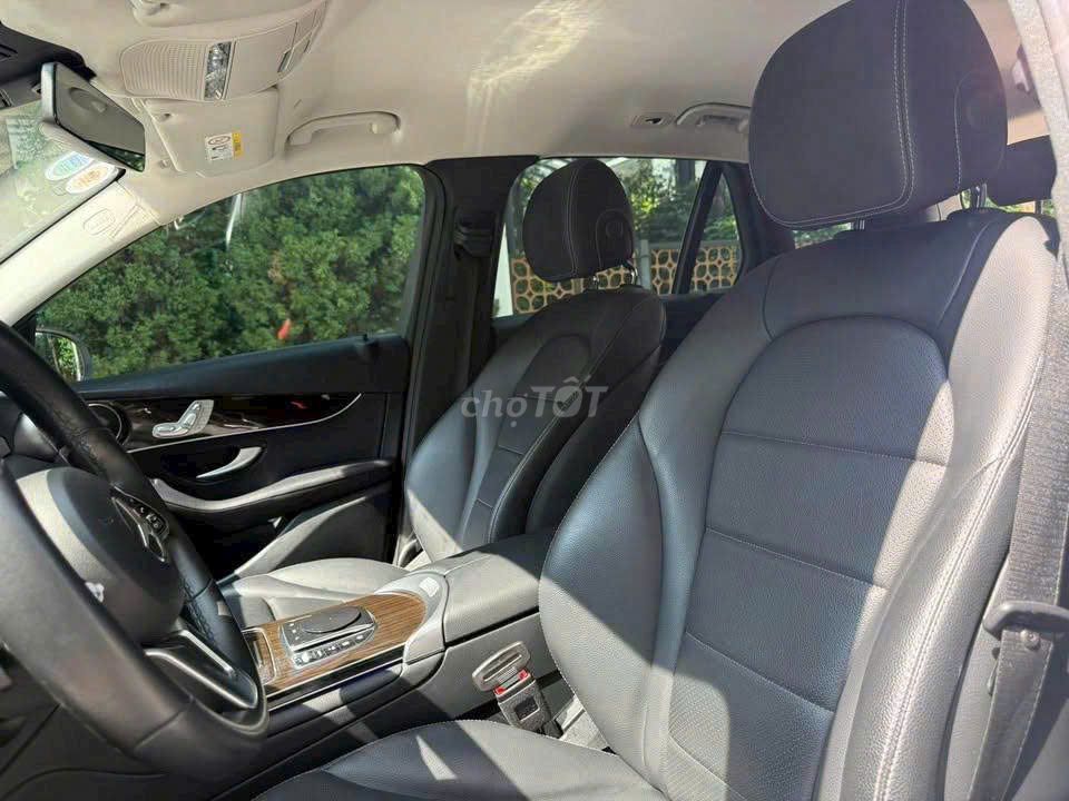 GLC200 Facelift model 2023 1 chủ từ đầu siêu lướt. Mua bán Ô tô tại Quận 7 Tp Hồ Chí Minh được đăng bởi tuấn anh hình 9