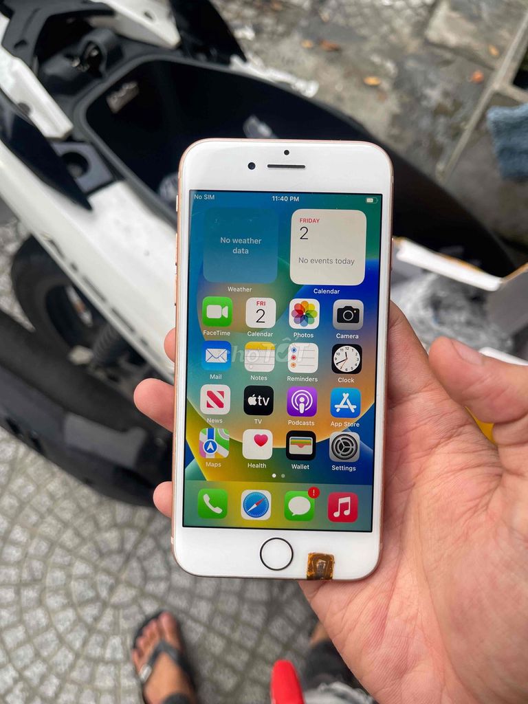 iPhone 8 64GB Vàng hồng. Mua bán Điện thoại tại Quận Hải Châu Đà Nẵng được đăng bởi Thịnh Lê hình 1