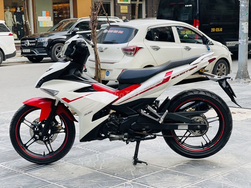 YAMAHA EXCITER 150 TRẮNG ĐỎ MÁY CỰC CHẤT. Mua bán Xe máy tại Quận Nam Từ Liêm Hà Nội được đăng bởi Trí Thành hình 6