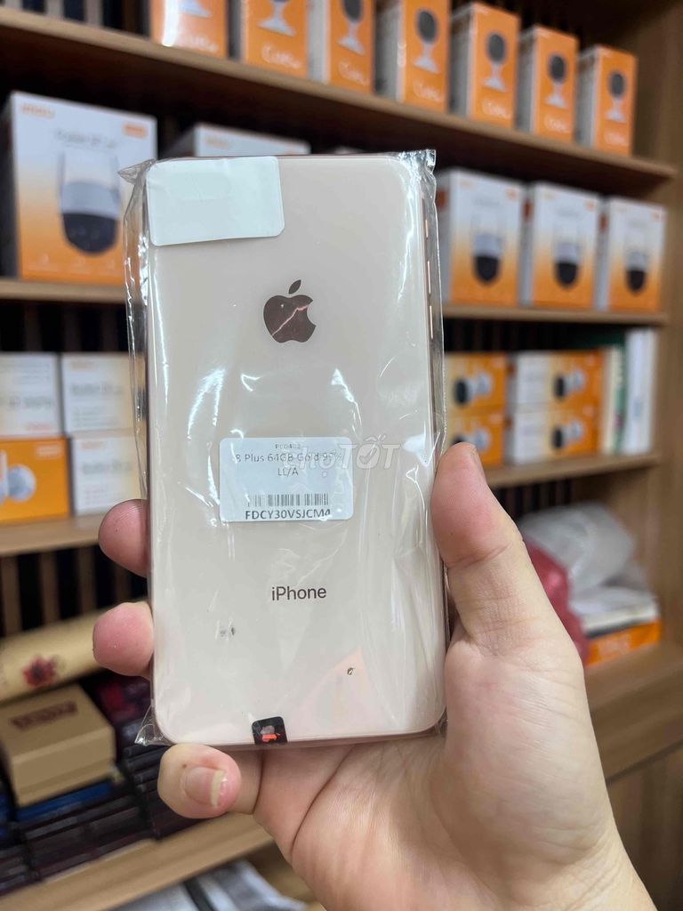 Thanh lý lại cây iPhone 8P như mới, Pin New