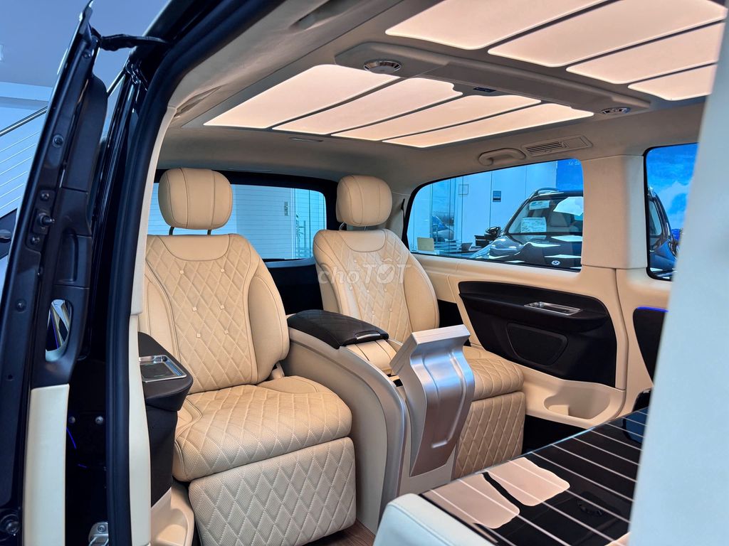 Mercedes Benz V Class 2022  - 800 km. Mua bán Ô tô tại Quận Bình Thạnh Tp Hồ Chí Minh được đăng bởi Mercedes Benz Haxaco Điện Biên Phủ hình 7