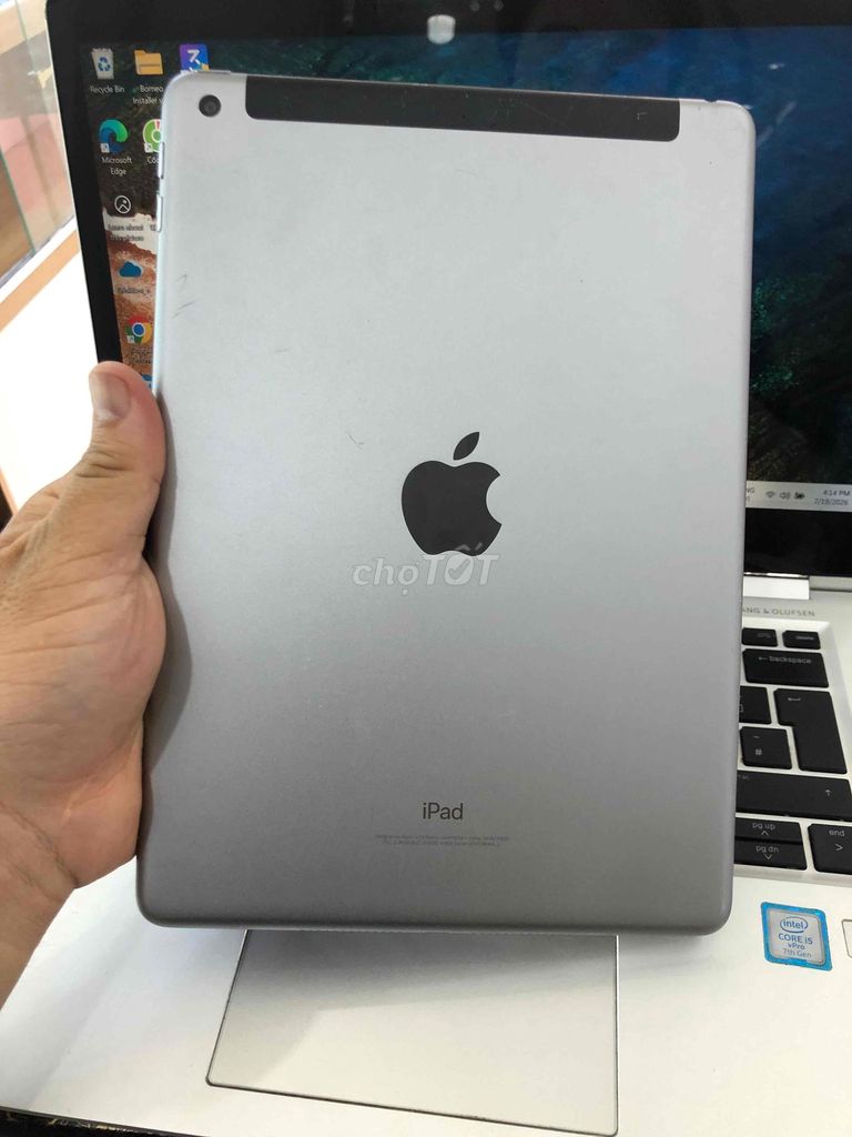 Ipad Gen 5 32gb bản 4g+wifi zin full đẹp. Mua bán Máy tính bảng tại Quận Tây Hồ Hà Nội được đăng bởi NTmobile shop di động hình 1