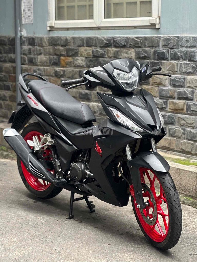 Honda Winner V1 2018 Đen 28000 km. Mua bán Xe máy tại Quận 10 Tp Hồ Chí Minh được đăng bởi Lâm Tuấn Huy hình 3