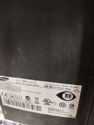 Xác màn hình Samsung. Mua bán Phụ kiện (Màn hình, Chuột...) tại Quận Ninh Kiều Cần Thơ được đăng bởi Thien