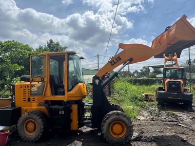 xúc lật gầu 8 tấc -số tự động -cầu dầu -phanh hơi. Mua bán Phương tiện khác tại Thành phố Thủ Đức Tp Hồ Chí Minh được đăng bởi Nguyễn Tấn Lực