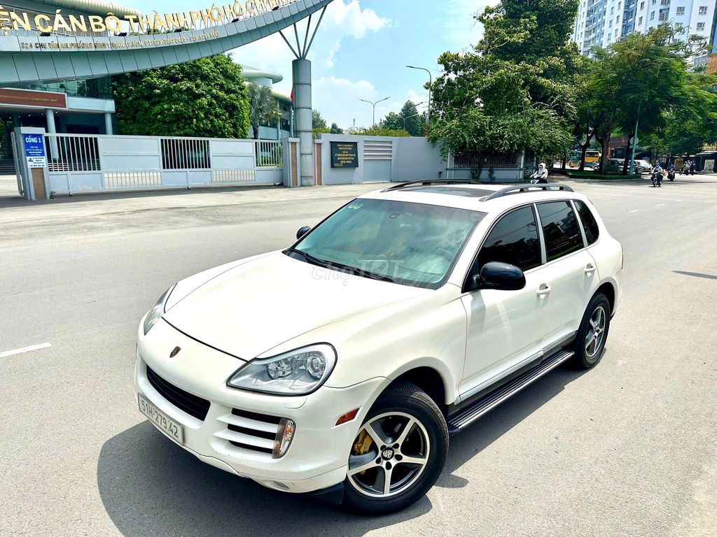 Porsche Cayenne 3.2 rất ít hao xang nhập 2005. Mua bán Ô tô tại Quận Bình Thạnh Tp Hồ Chí Minh được đăng bởi Lê minh quang  hình 1