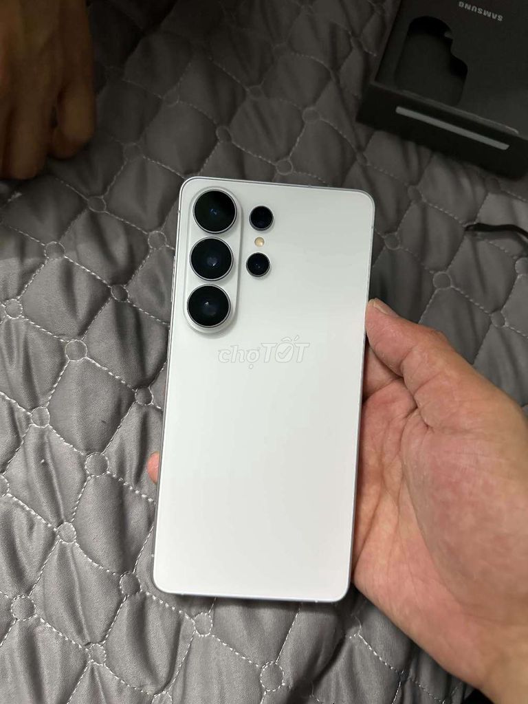 Samsung Galaxy S26 Ultra 256GB Trắng Như mới. Mua bán Điện thoại tại Thành phố Huế Thừa Thiên Huế được đăng bởi Bùi trí hình 1