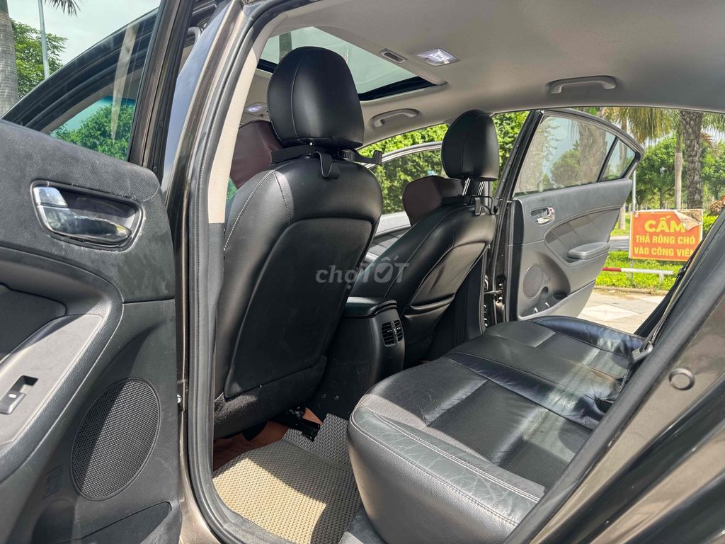 Cần bán  Kia K3 2013 1.6 AT - 140000 km. Mua bán Ô tô tại Quận Thanh Khê Đà Nẵng được đăng bởi Chính chủ hình 17