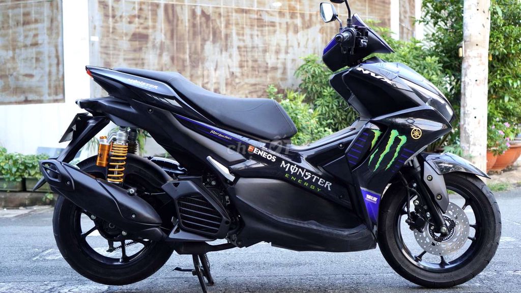 Yamaha NVX V2 Monster Limited