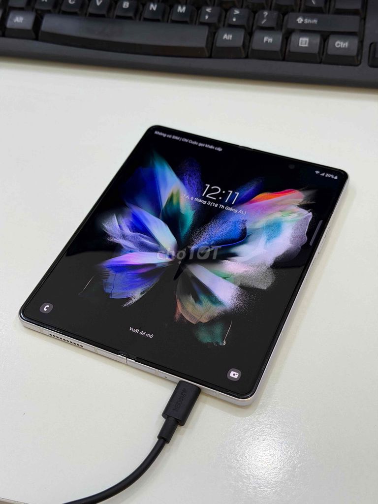 Samsung Galaxy Z Fold3 Bạc. Mua bán Điện thoại tại Quận Thanh Khê Đà Nẵng được đăng bởi dương hình 1