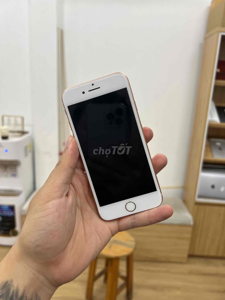 Thanh Lý Cực Rẻ IPhone 8 QTE 64G Zin Đét Cho AE