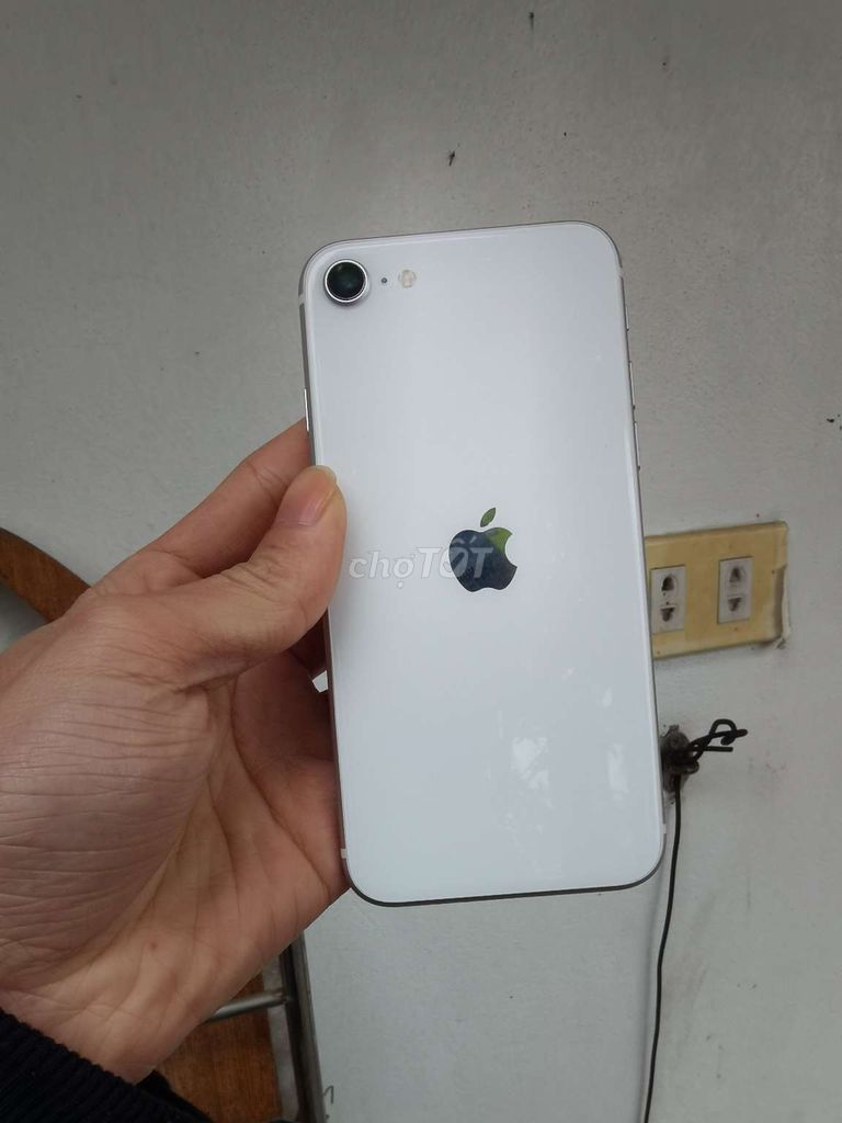 Apple iPhone SE 2020 128GB Trắng. Mua bán Điện thoại tại Huyện Tiên Lữ Hưng Yên được đăng bởi Music Edition hình 1