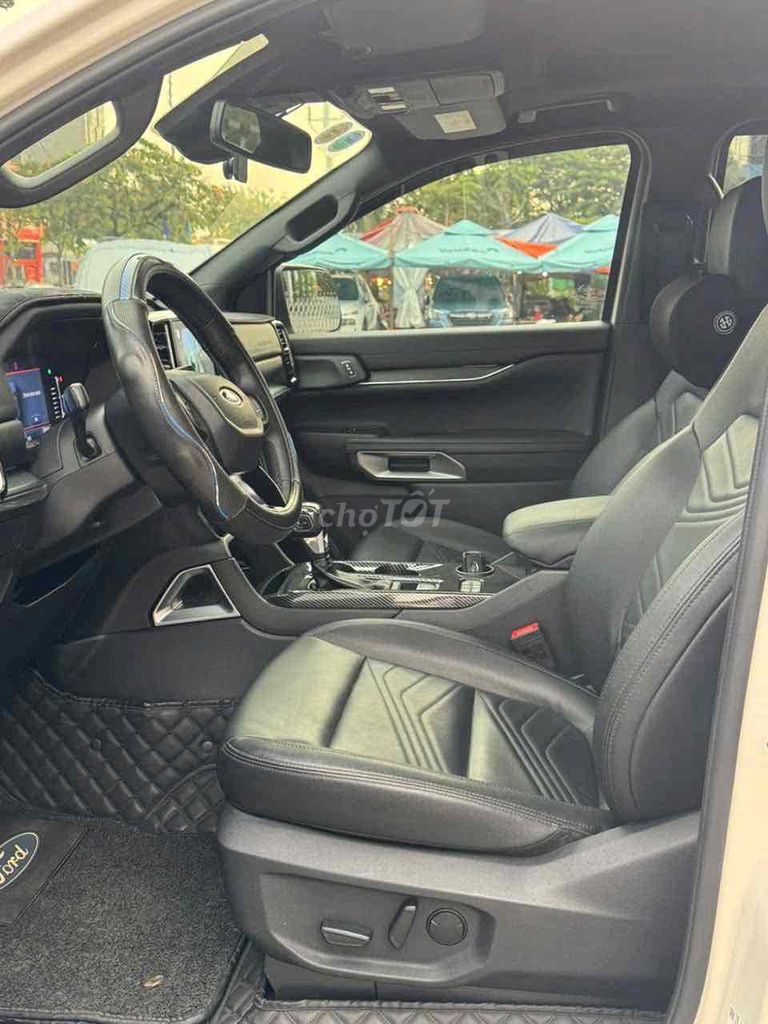 Ford Everest 2022 Titanium 4x2 20.000 km. Mua bán Ô tô tại Quận Tân Bình Tp Hồ Chí Minh được đăng bởi Sài Gòn Ford hình 10