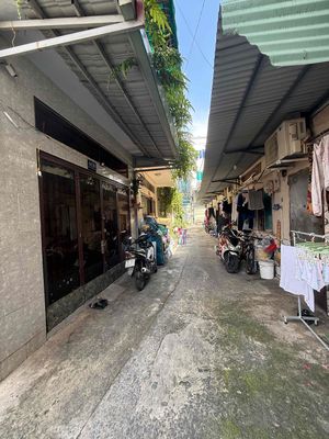 Rent · 2 bd · 28 м² · Quận Tân Phú, ул. Đường Vườn Lài