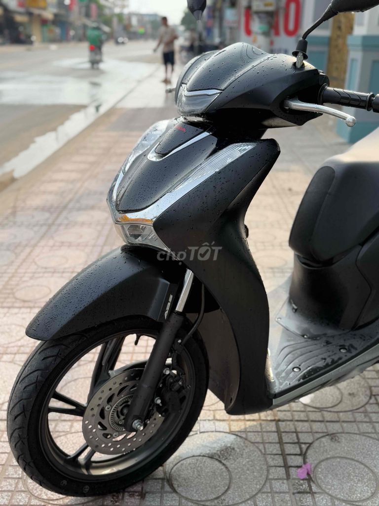 Honda SH 150 ABS 2022 Đen nhám. Mua bán Xe máy tại Thành phố Thuận An Bình Dương được đăng bởi Xe Máy Minh Tú Bình Dương hình 5