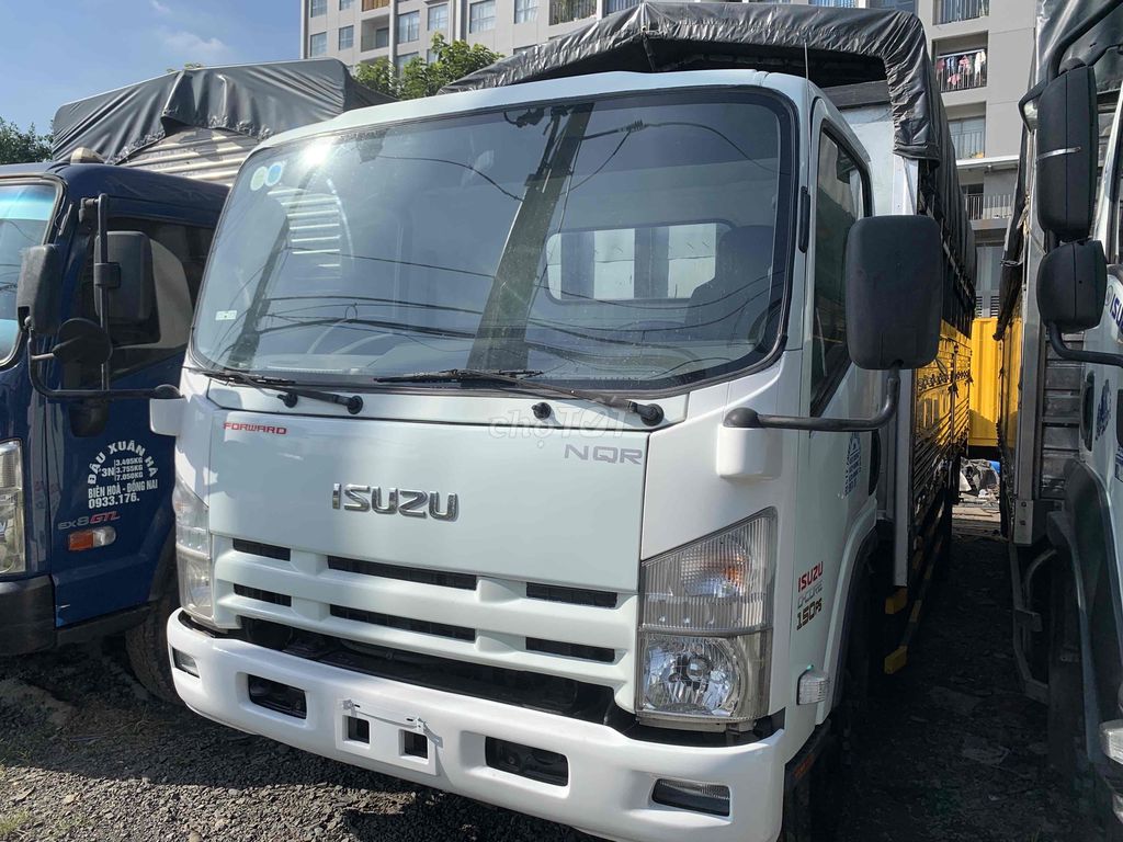 Isuzu 5t đời 2015 thùng bạt 6,2*2,1*2,1 m mlanh