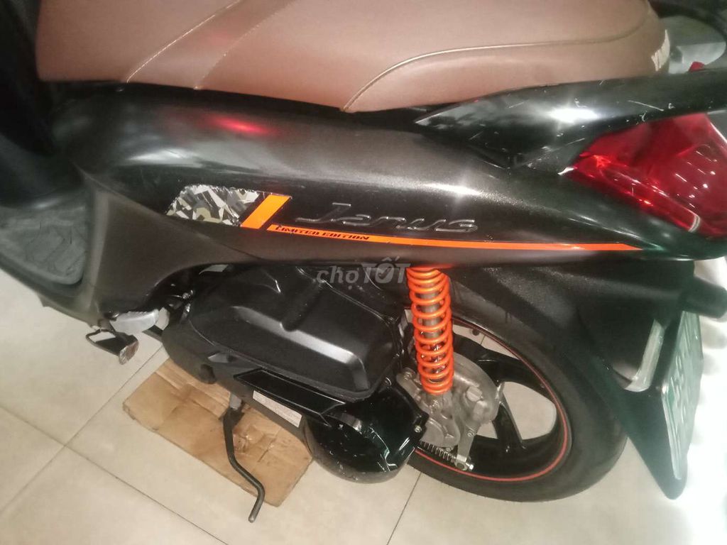 Yamaha Janus Limited Edition Đen 4130 km. Mua bán Xe máy tại Quận Bình Thạnh Tp Hồ Chí Minh được đăng bởi Tuấn hình 5