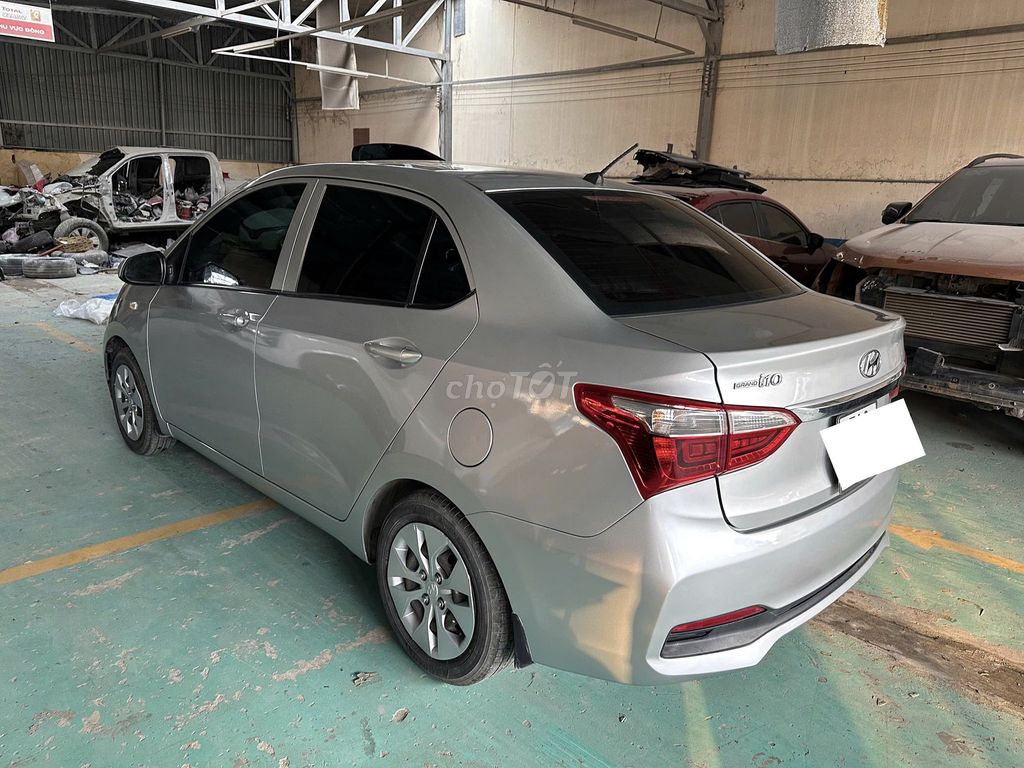 Bán Hyundai i10 2018 Sedan 1.2 MT - odo 120000 km. Mua bán Ô tô tại Quận 12 Tp Hồ Chí Minh được đăng bởi Thắng hình 3