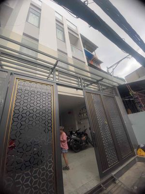 Nhà đẹp Q4 TPHCM