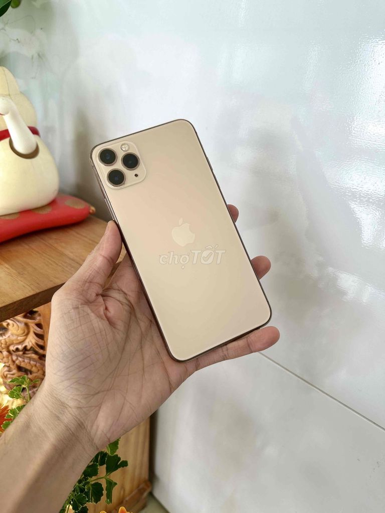 iPhone 11 Pro Max 64GB Vàng. Mua bán Điện thoại tại Thành phố Long Xuyên An Giang được đăng bởi phong LX  hình 1