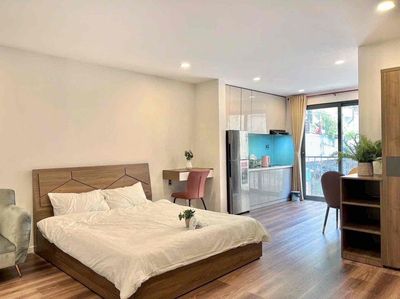 căn hộ dịch vụ studio ban công full nội thất xa bếp ngay trung tâm Q7