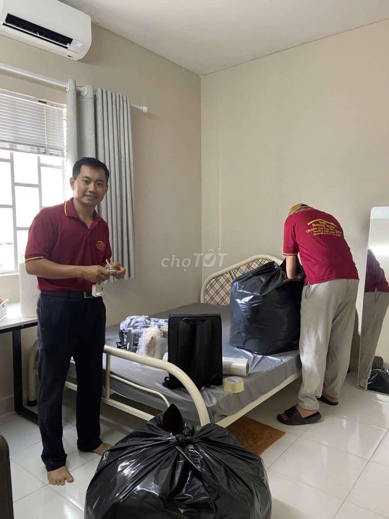 Dịch vụ chuyển nhà trọn gói GIÁ RẺ BÌNH DÂN. Dịch vụ chuyển nhà tại Quận 11 Tp Hồ Chí Minh được đăng bởi Chuyển Nhà Trọn Gói  Robert Biện hình 1