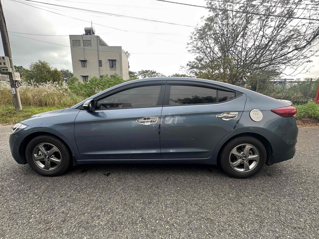 Hyundai Elantra GLS MT 2016 1.6 MT. Mua bán Ô tô tại Quận Sơn Trà Đà Nẵng được đăng bởi Ánh Dương hình 8