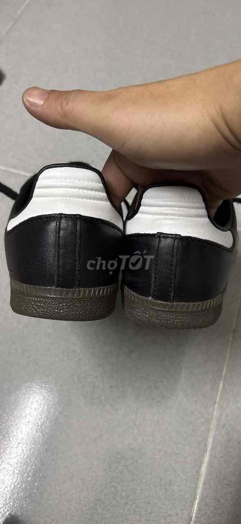 Giày thể thao Adidas Samba Đen trắng. Mua bán Giày dép tại Thị xã Phú Mỹ Bà Rịa - Vũng Tàu được đăng bởi Nhan Nguyen hình 1
