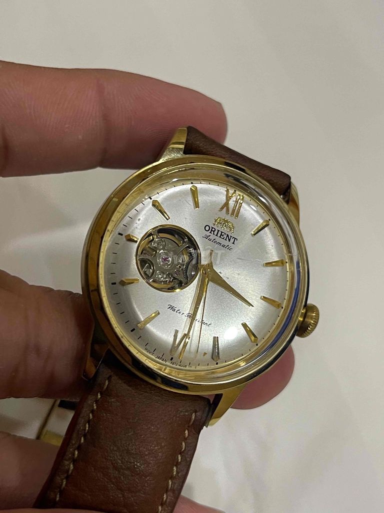 Đồng hồ cũ đang dùng cần đổi nên bán. Mua bán Đồng hồ tại Quận Bình Tân Tp Hồ Chí Minh được đăng bởi Nguyễn Gia Hào  hình 1