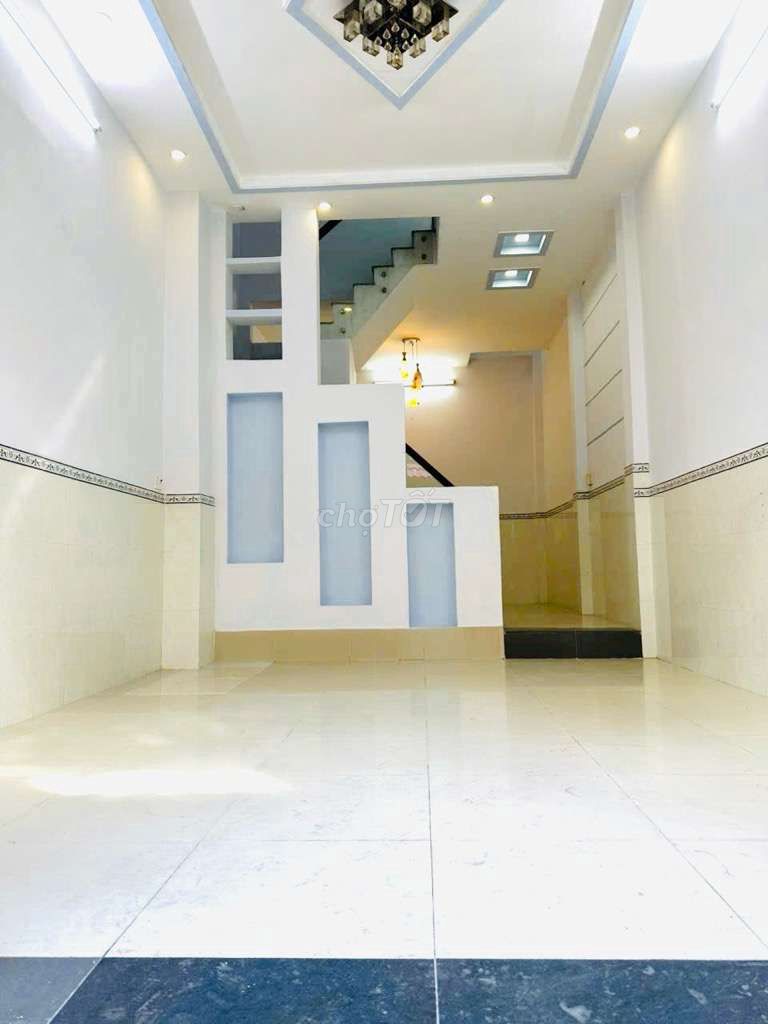 Hương lộ 3 ngay khu Celedon City, 48m2, 2 tầng BTCT, SHR bao sang tên