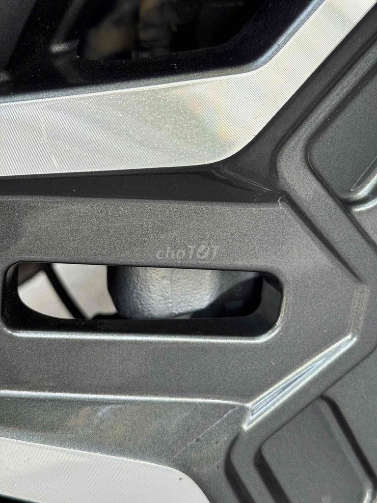 Hyundai Santa Fe 2024 2.2 full Dầu - 19.000km-Vip. Mua bán Ô tô tại Quận Đống Đa Hà Nội được đăng bởi TRUNG HIẾU AUTO hình 18