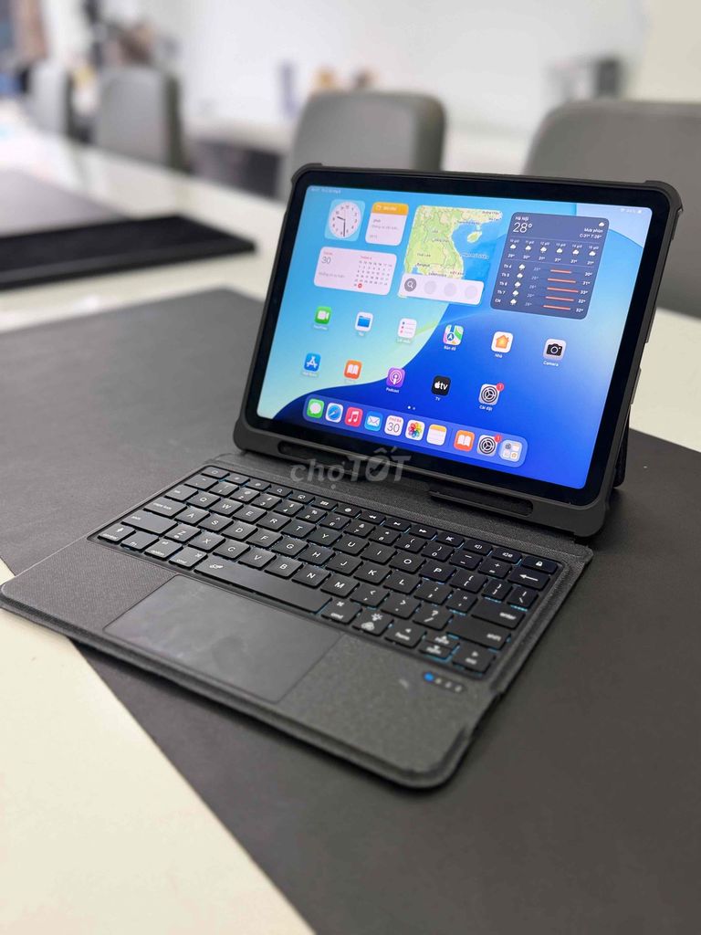 Apple iPad Air 5 Wifi 64GB kèm phím. Mua bán Máy tính bảng tại Quận 7 Tp Hồ Chí Minh được đăng bởi Nguyễn Đặng Kỳ hình 1